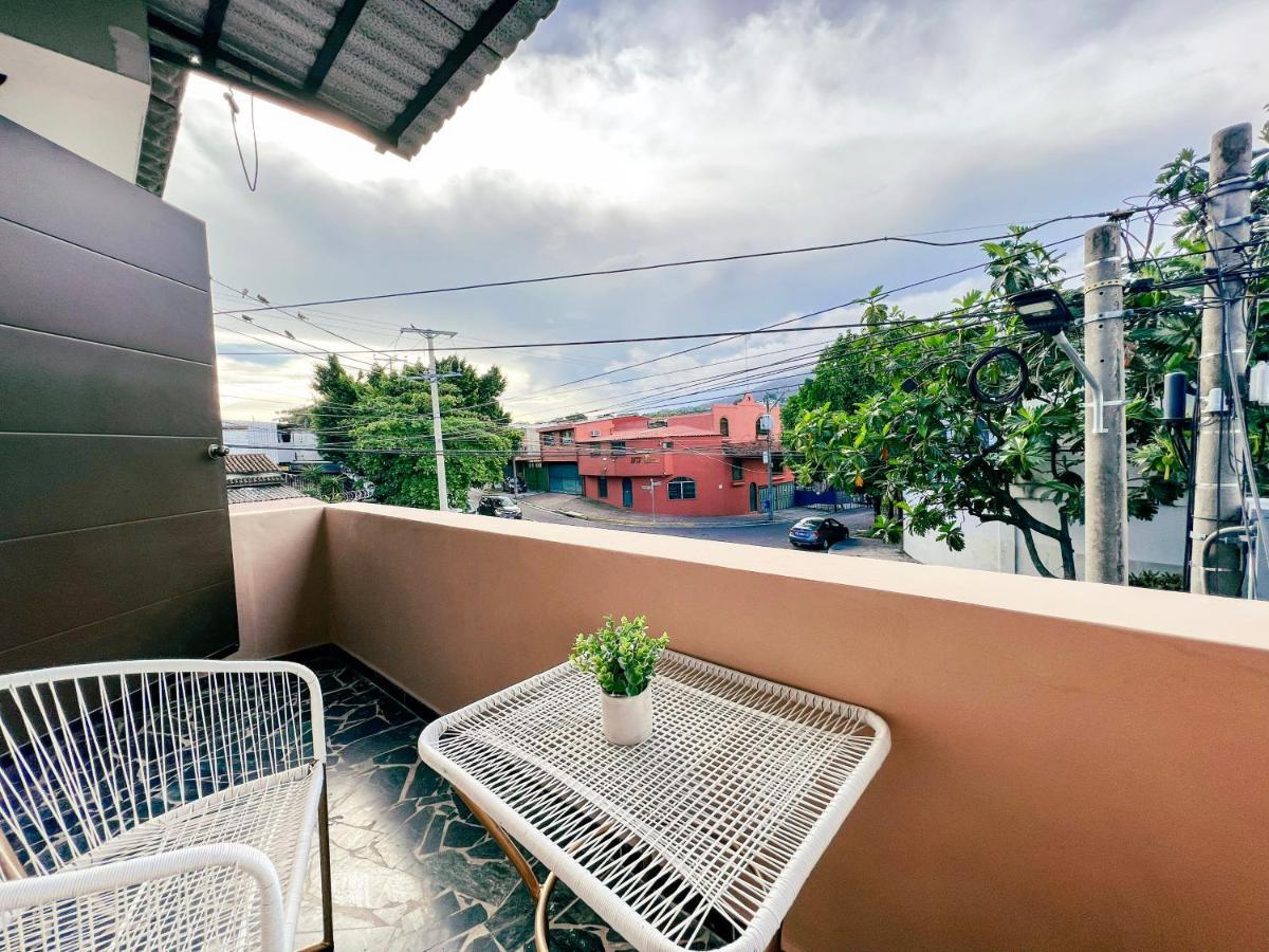 Casa Serena B&B Santa Tecla 外观 照片