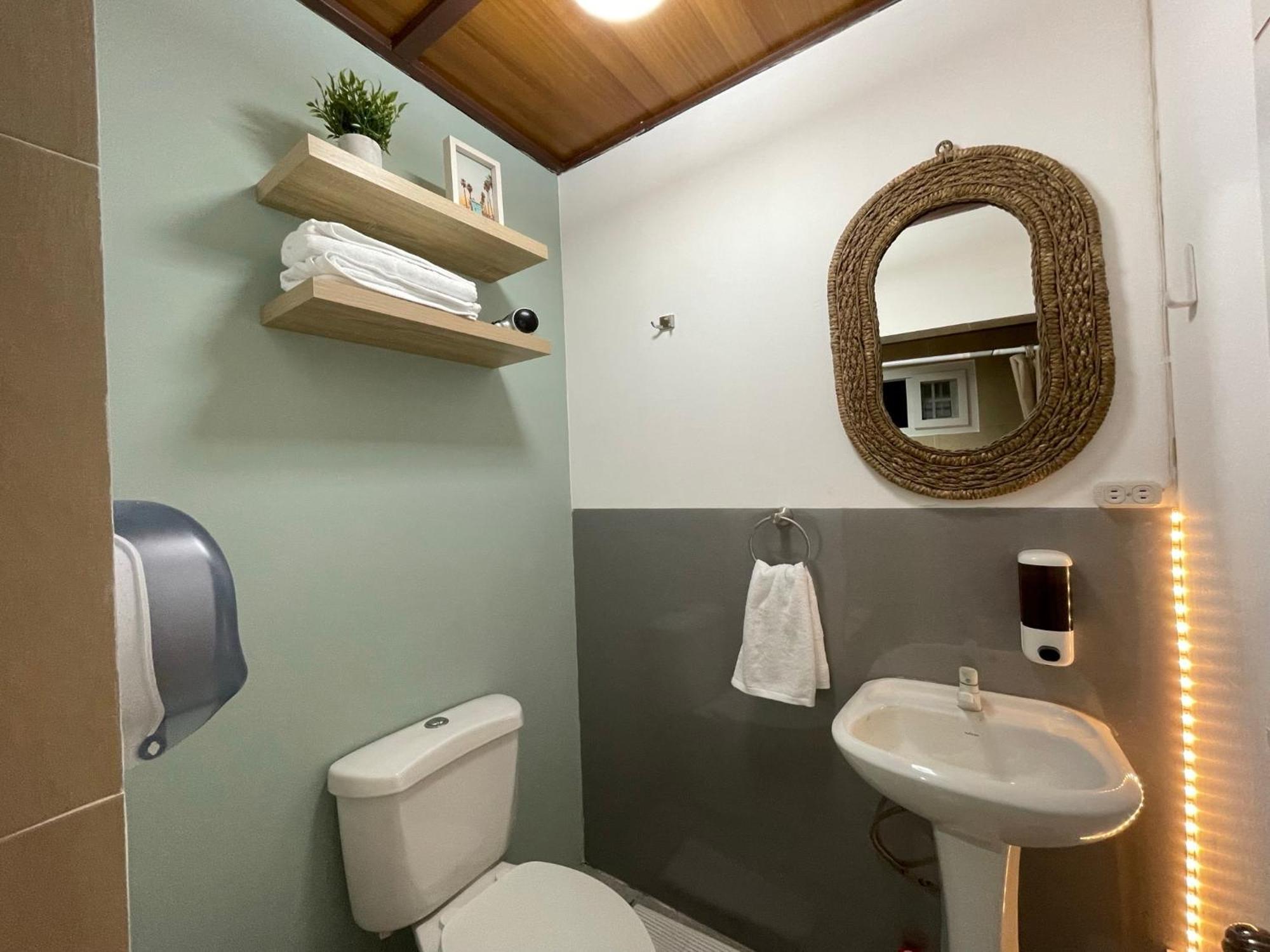 Casa Serena B&B Santa Tecla 外观 照片